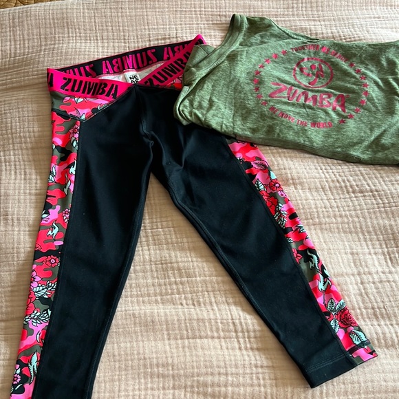 Zumba Fitness Green/Pink Tank Hoodie & Matching Capri Leggings - Picture 1 of 6